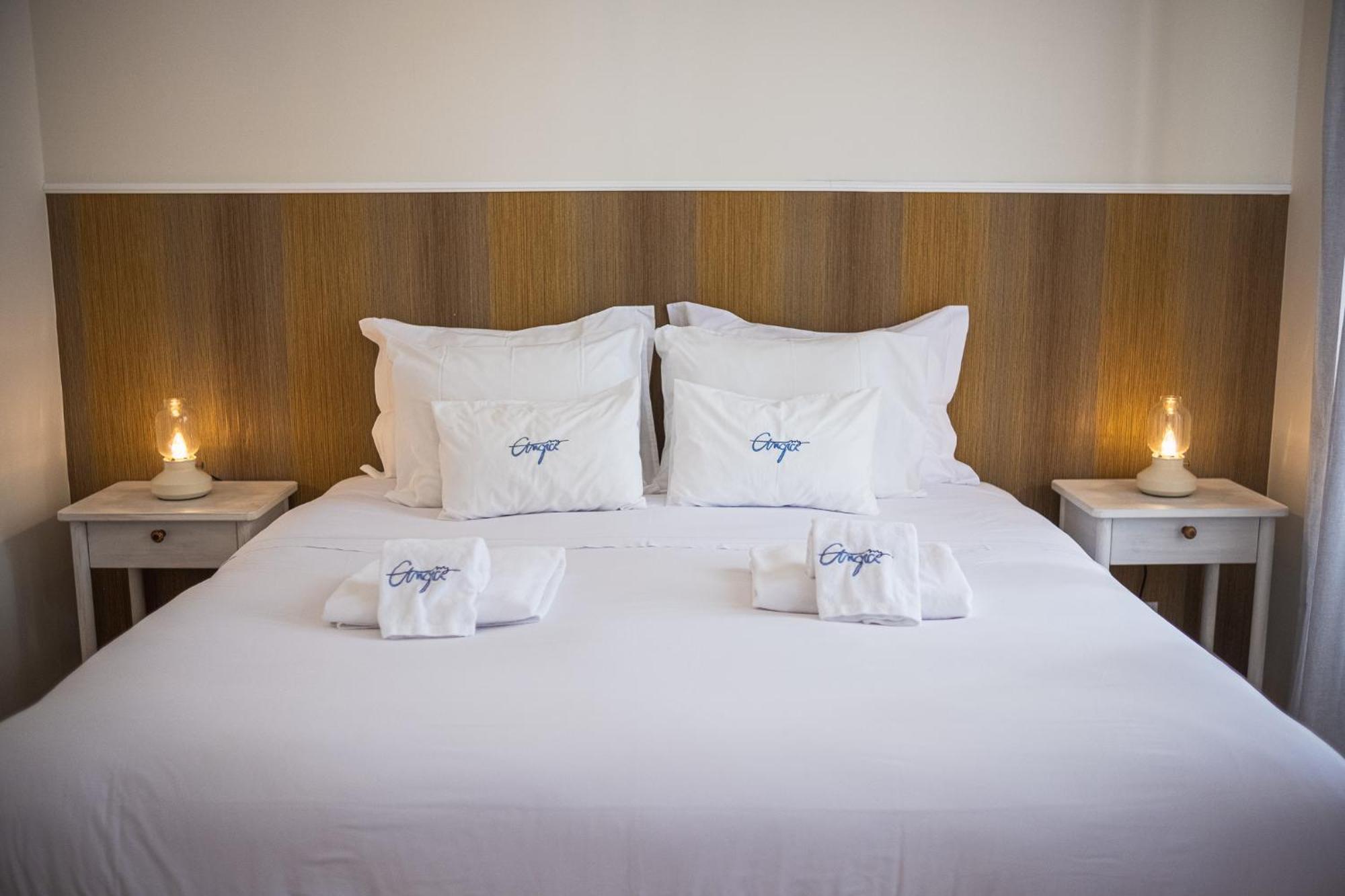 My Angra Charming House Hotel Angra do Heroismo Ngoại thất bức ảnh